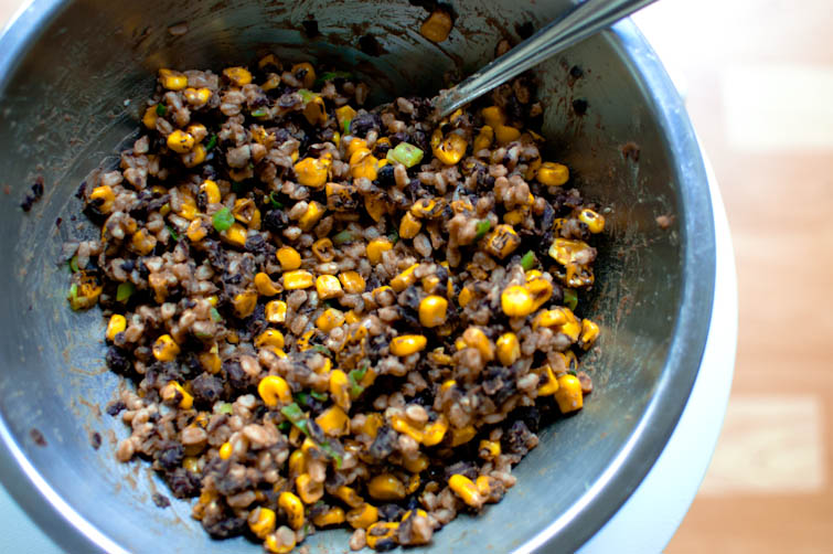 20120523-FarroBeanCornBurger-03 Black Bean, Corn, Farro Vegetarian Burger | 3 Ingredients / 3 Ways | Cook Smarts by Jess Dang