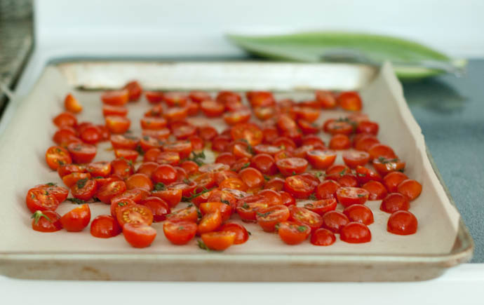 Slow roasted tomatoes with thyme 1 | Cook Smarts by Jess Dang