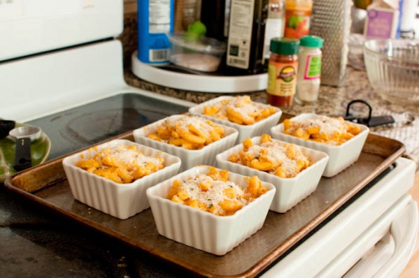 Making individual macaroni and cheese Making individual macaroni and cheese