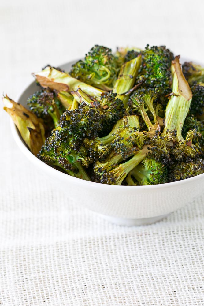 Roasted balsamic garlic broccoli recipe