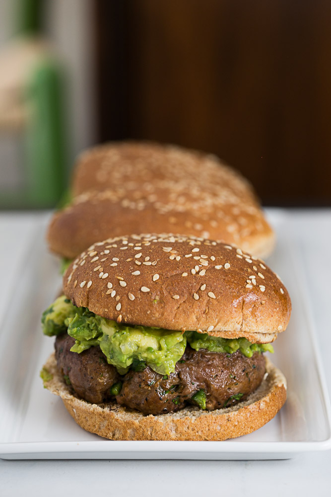Chipotle Burgers with Guacamole – Cook Smarts