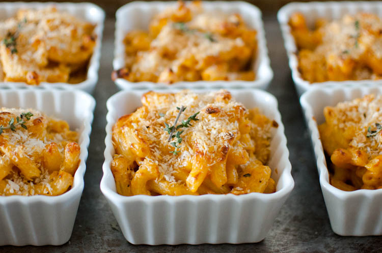 Baked macaroni and cheese by Cook Smarts