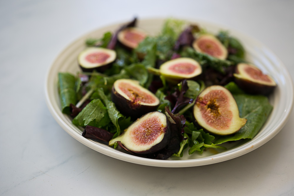 Fig salad with adobo dressing