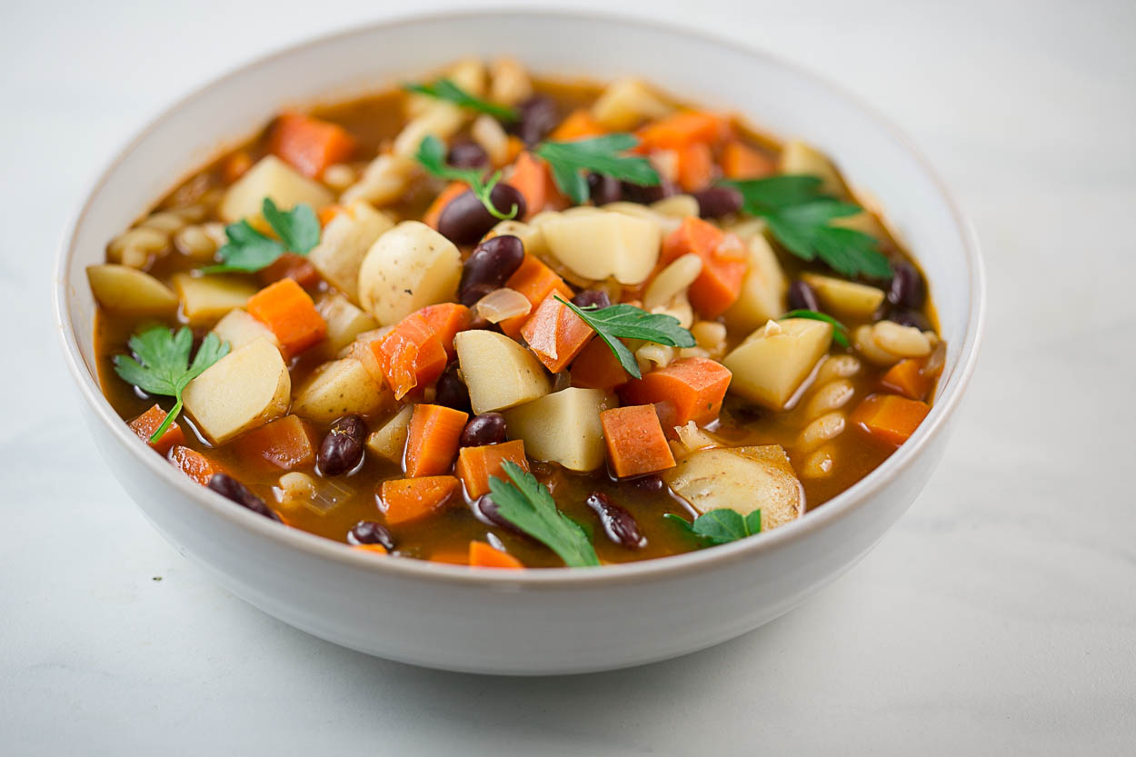 Minestrone Soup with Sundried Tomato Pesto #recipe via @cooksmarts